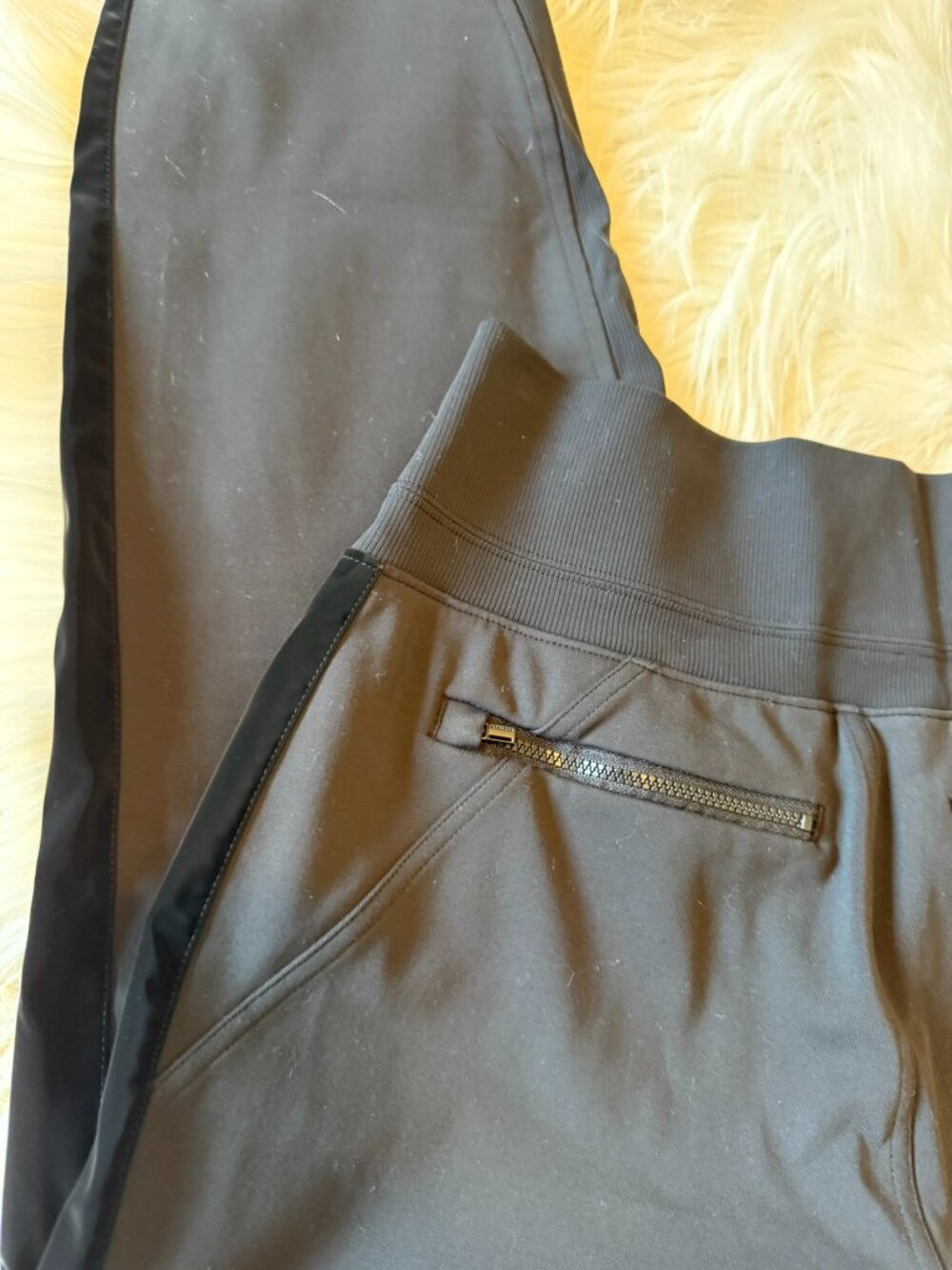 Athleta Black Venice Velvet Stripe Jogger Pants S - Picture 9 of 9